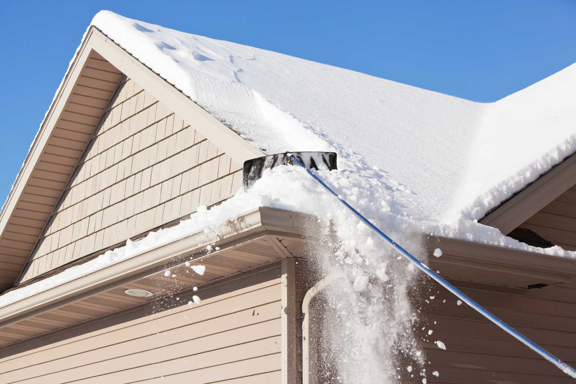 How Snow and Ice Accumulation Can Damage Your Home’s Siding - Central Texas Efficient Windows and Siding